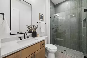 1511 Thornton Dr, Houston, TX 77018 - Photo 22