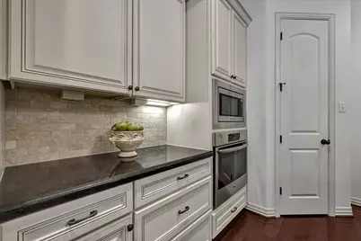15026 Blossom Bay Drive, Houston, TX 77059 - Photo 20