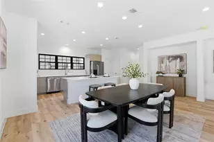 11916 S Hoa Sen Cir, Houston, TX 77072 - Photo 14