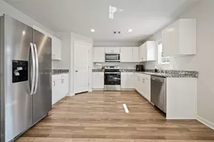 412 Del Monte Dr, Huntsville, TX 77320 - Photo 4