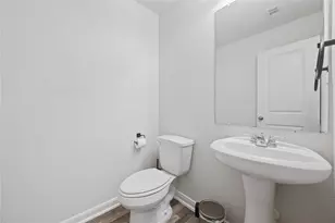 412 Del Monte Dr, Huntsville, TX 77320 - Photo 2