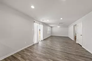 412 Del Monte Dr, Huntsville, TX 77320 - Photo 6