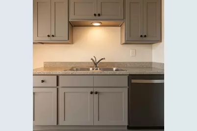 1421 Kingston Drive #D, Wharton, TX 77488 - Photo 4