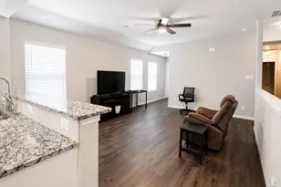 2228 Raider Dr, Conroe, TX 77301 - Photo 4