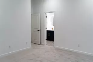 5018 Dieppe St, Houston, TX 77033 - Photo 4