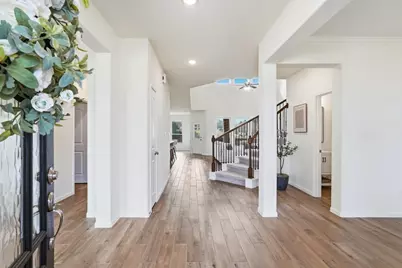 208 Peninsula Point Drive, Montgomery, TX 77356 - Photo 4