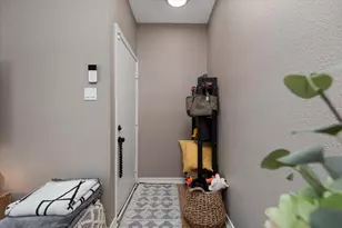 10047 Westpark Dr, Houston, TX 77042 - Photo 2