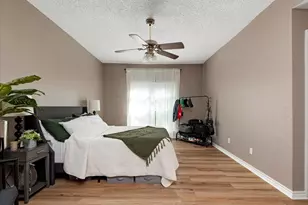 10047 Westpark Dr, Houston, TX 77042 - Photo 12