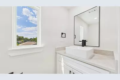 4508 Robertson, Houston, TX 77009 - Photo 14