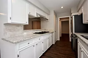 1135 Murrayhill Dr, Houston, TX 77043 - Photo 6