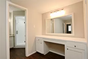 1135 Murrayhill Dr, Houston, TX 77043 - Photo 16