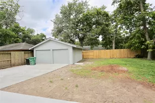 1135 Murrayhill Dr, Houston, TX 77043 - Photo 20
