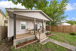 216 E 32nd St, Houston, TX 77018 - Photo 1