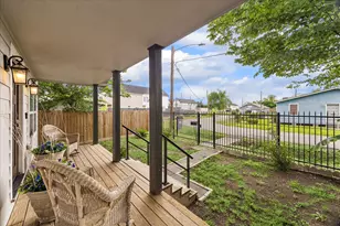 216 E 32nd St, Houston, TX 77018 - Photo 4