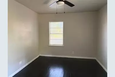 5782 Belcrest Street, Houston, TX 77033 - Photo 10