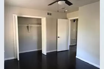 5782 Belcrest Street, Houston, TX 77033 - Photo 12