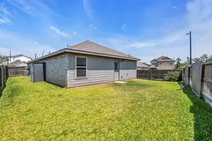 207 River Grv Ct, Willis, TX 77378 - Photo 18