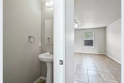 9743 Fatima Lake Drive, Houston, TX 77099 - Photo 10