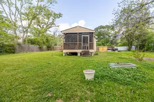 708 Plum Grove Rd, Cleveland, TX 77327 - Photo 10