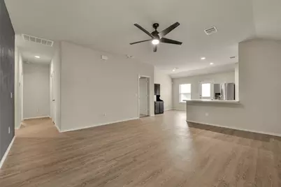 8611 Conquest Circle, Texas City, TX 77591 - Photo 6