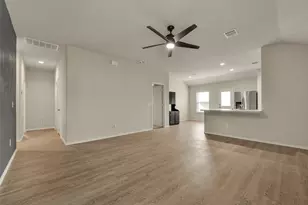 8611 Conquest Cir, Texas City, TX 77591 - Photo 6