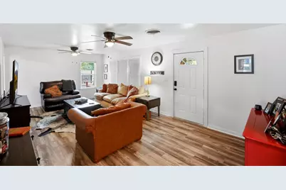 107 Sayles Street, Brenham, TX 77833 - Photo 8