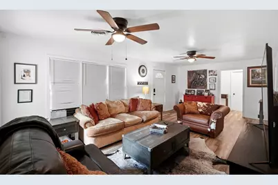 107 Sayles Street, Brenham, TX 77833 - Photo 12