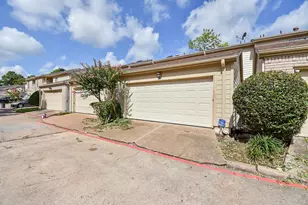 800 Country Pl Dr, Houston, TX 77079 - Photo 42