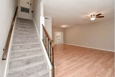 800 Country Place Drive #502, Houston, TX 77079 - Photo 10