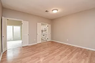 800 Country Pl Dr, Houston, TX 77079 - Photo 12