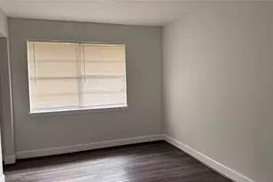 24710 Hunters Hollow Dr, Spring, TX 77380 - Photo 6