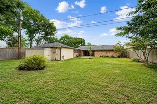 1810 Droxford Dr, Houston, TX 77008 - Photo 20