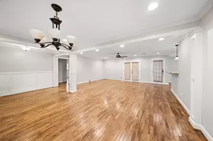 1810 Droxford Dr, Houston, TX 77008 - Photo 2