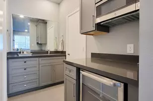 1705 Eado Point Ln, Houston, TX 77003 - Photo 10