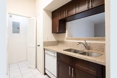 6500 Harbor Town Drive #3205, Houston, TX 77036 - Photo 10