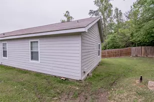 160 Varsity Dr, Huntsville, TX 77340 - Photo 30