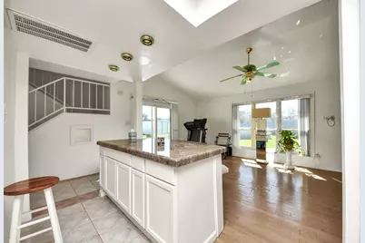 10522 Gulfstream Lane, Sugar Land, TX 77498 - Photo 12