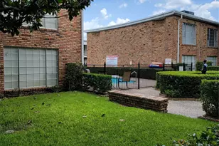 2101 Fountain View Dr, Houston, TX 77057 - Photo 18