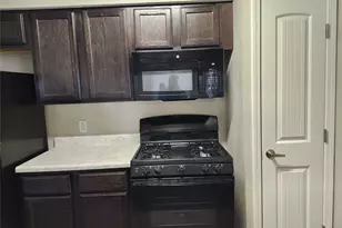 1000 S 8th St, Buckholts, TX 76518 - Photo 10