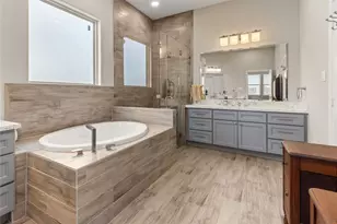 40252 Spyglass Hl Dr, Cleveland, TX 77327 - Photo 20