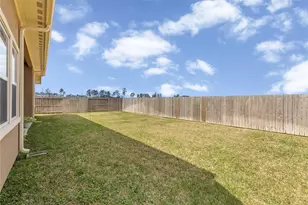 40252 Spyglass Hl Dr, Cleveland, TX 77327 - Photo 36