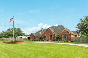 16337 County Rd 171, Danbury, TX 77534 - Photo 6