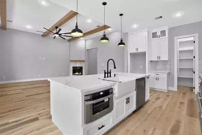 27 Newberry Court, Montgomery, TX 77356 - Photo 4