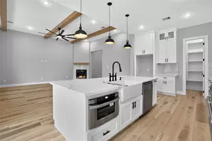 27 Newberry Ct, Montgomery, TX 77356 - Photo 4