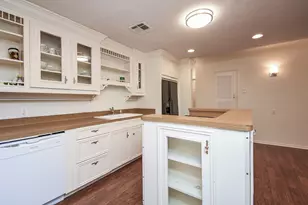 117 E 25th St, Houston, TX 77008 - Photo 22