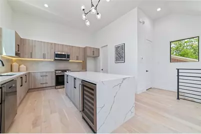 5905 Fairdale Lane #B, Houston, TX 77057 - Photo 10