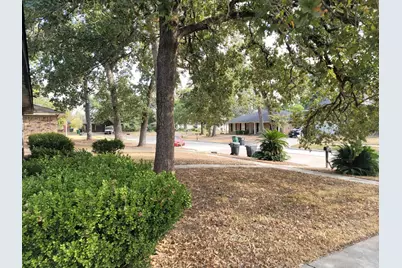 7211 Deep Forest Drive, Houston, TX 77088 - Photo 8