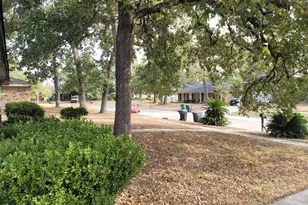 7211 Deep Forest Dr, Houston, TX 77088 - Photo 8