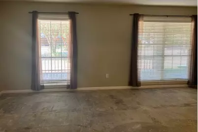 407 Wilson Road, Conroe, TX 77301 - Photo 4