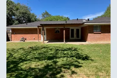 407 Wilson Road, Conroe, TX 77301 - Photo 12